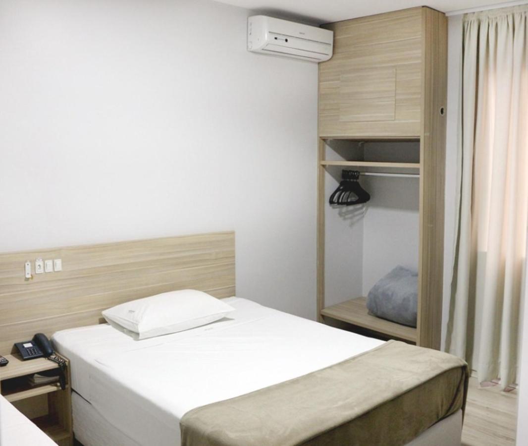 Hotel Vivendas Centro 埃雷欣 外观 照片