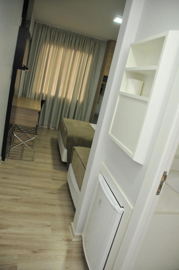 Hotel Vivendas Centro 埃雷欣 外观 照片