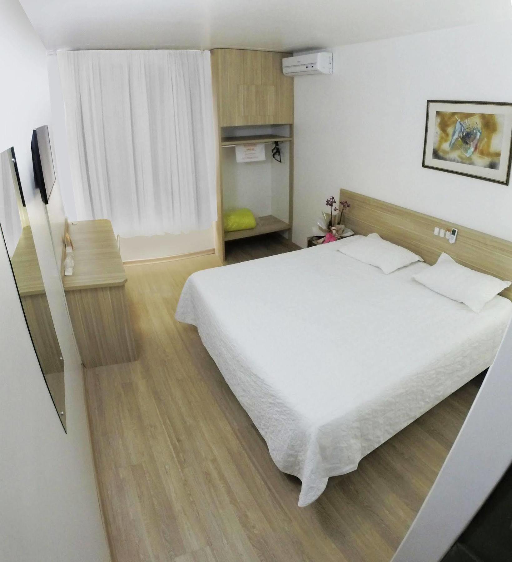 Hotel Vivendas Centro 埃雷欣 外观 照片